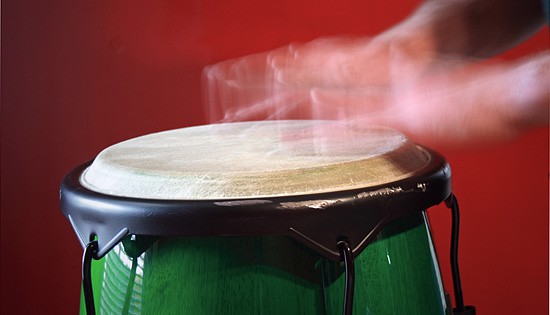 team building drumming